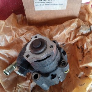 QVB100840 BOMBA DIRECCION r 600 USADA PARA PIEZAS O REPARAR