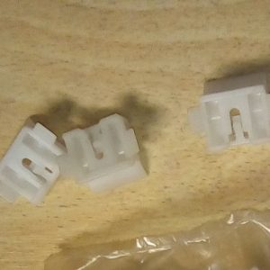 ECP187 CLIP GRAPA PARAGOLPE PARACHOQUES TRASERO 213 216