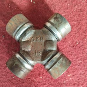 Cruceta GKN1B