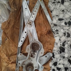 ST3FL100353 MAQUINILLA ELEVALUNAS ROVER ( HONDA CIVIC MB2)