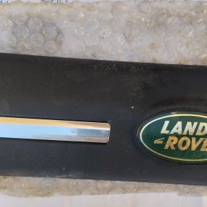 MOLDURA CON INSIGNIA LAND ROVER